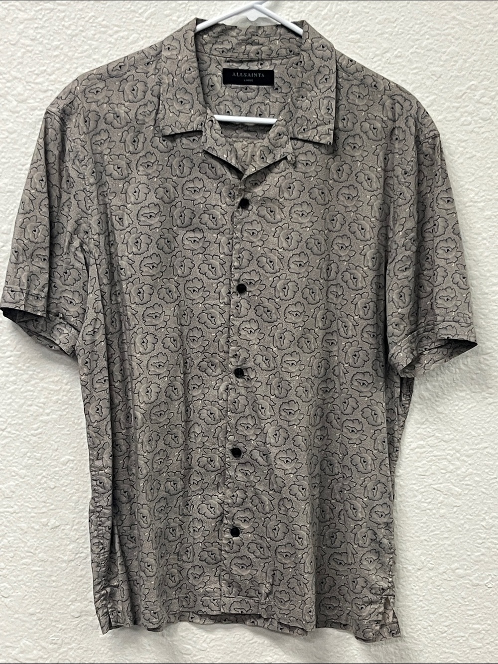 All Saints Light Gray Floral Short-Sleeve Button-Up Shirt #1119